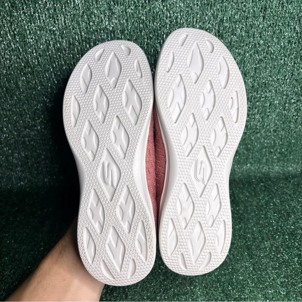 NEW Skechers Gogo Mat Step Lite Womens Size‎ 9.5 WIDE Pink Glitter 136317W